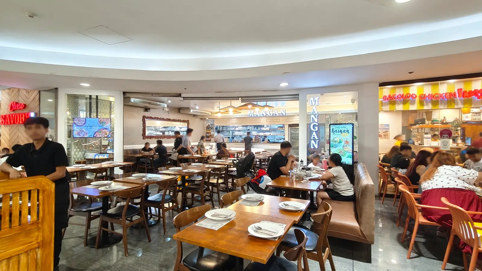 MANGAN in SM Megamall